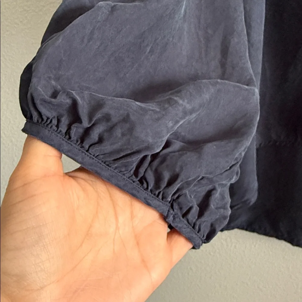 Young Fabulous & Broke 100% Cupro Blouse Size L Blue V-Neck Ballon Sleeve Top - Picture 3 of 7